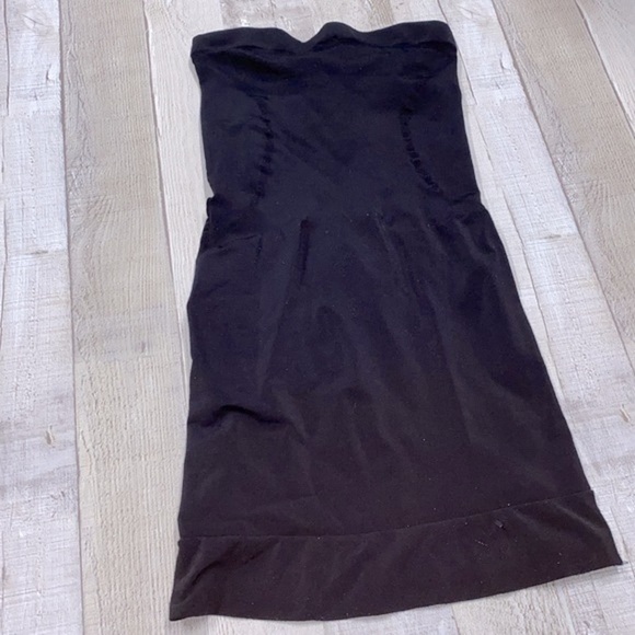 Star Spanx black shaper size medium - Picture 6 of 6